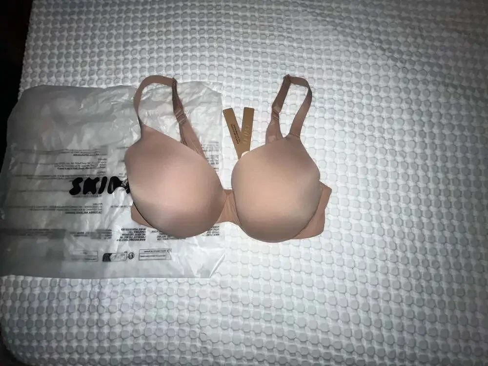 SKIMS Smoothing Intimates Full Coverage Lightly Lined Bra in Sienna - Picture 1 of 4